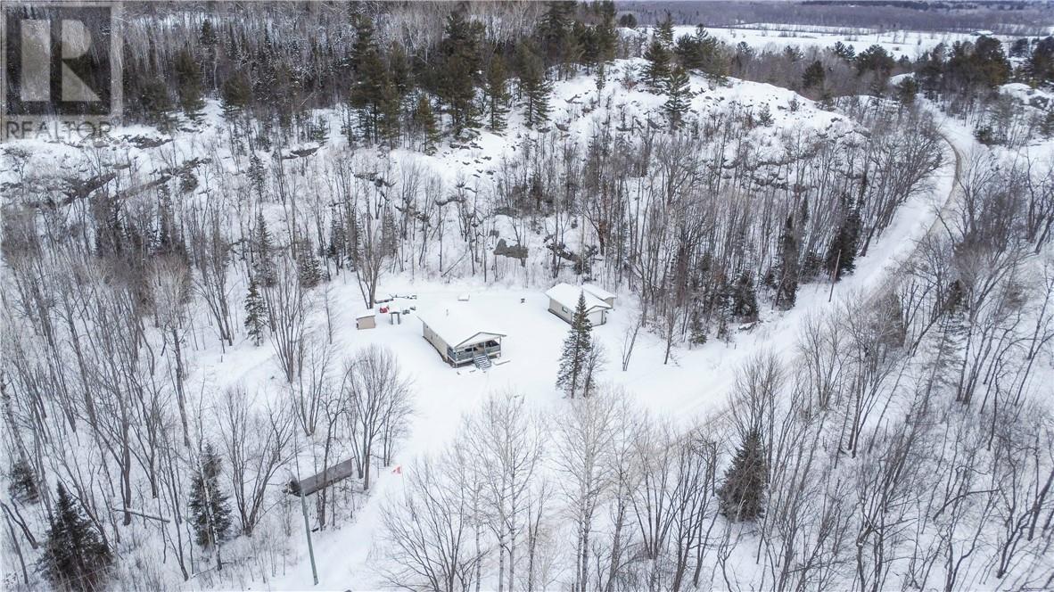 523 River Road, Massey, ON