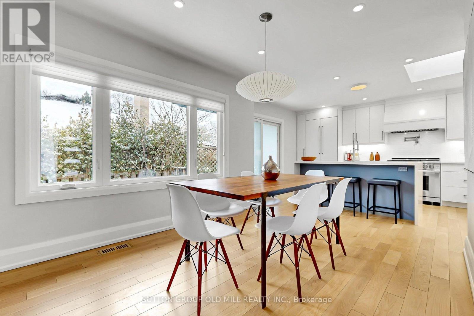 1 Farningham Crescent, Toronto, ON - Indoor Photo Showing Dining Room