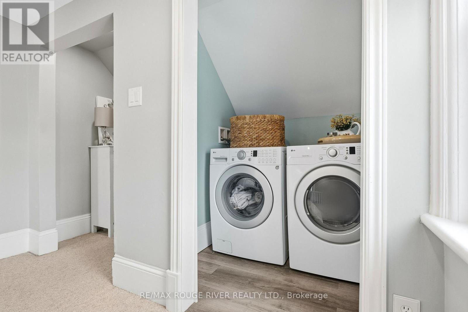 191 Blake Street, Cobourg, ON - Indoor Photo Showing Laundry Room