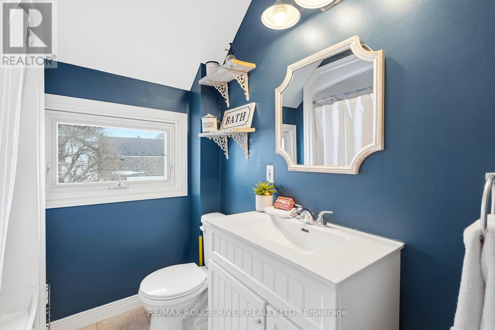 191 Blake Street, Cobourg, ON - Indoor Photo Showing Bathroom