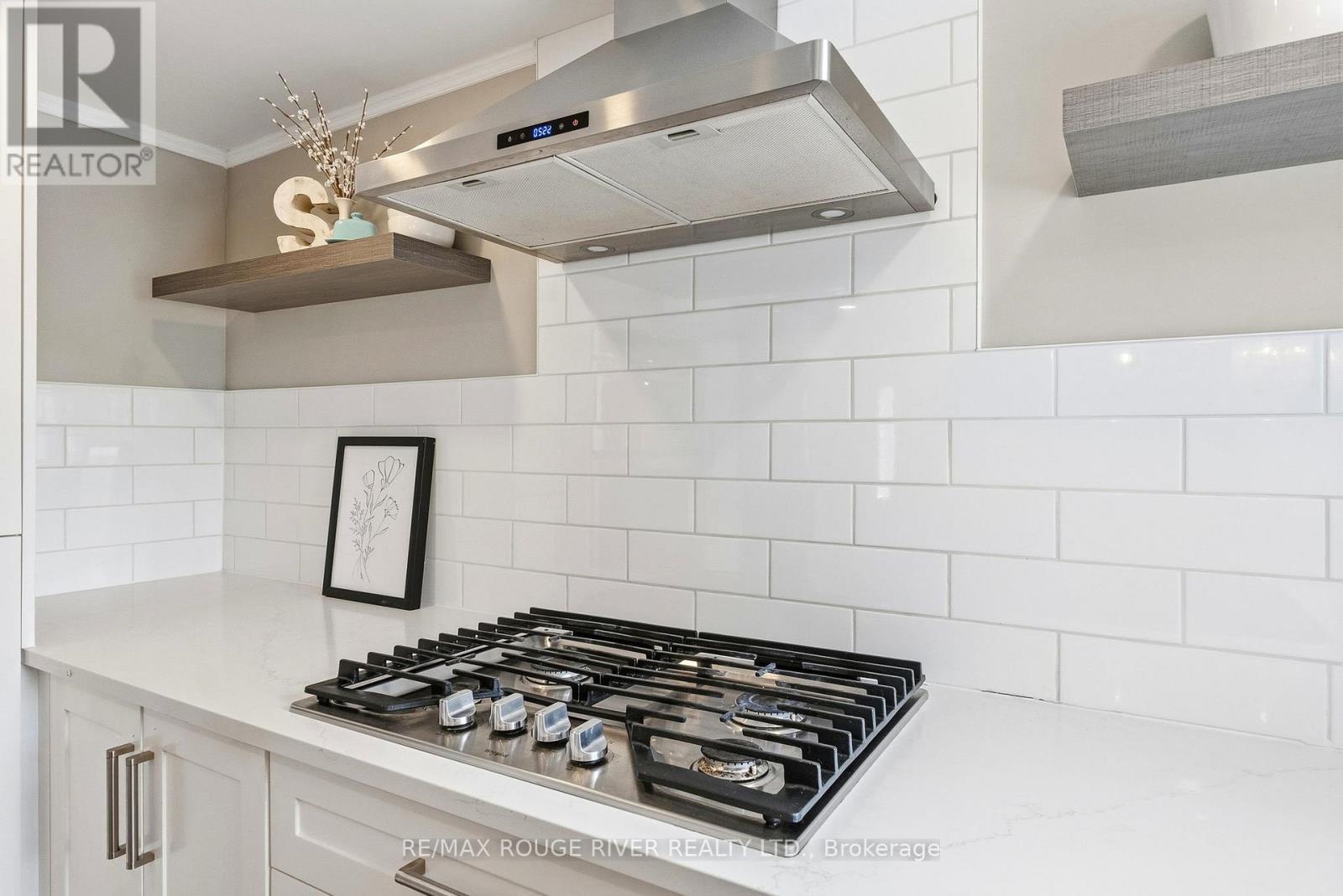 191 Blake Street, Cobourg, ON - Indoor Photo Showing Kitchen With Upgraded Kitchen