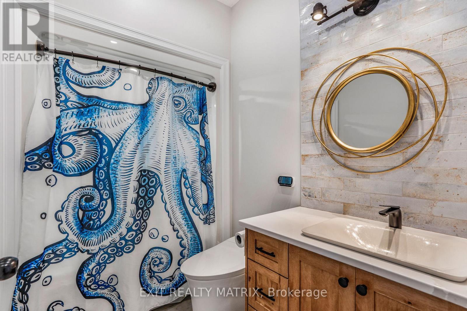 58 De La Seigneurie Street, Champlain, ON - Indoor Photo Showing Bathroom