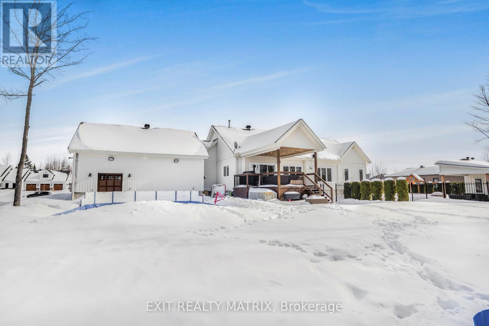 58 De La Seigneurie Street, Champlain, ON - Outdoor