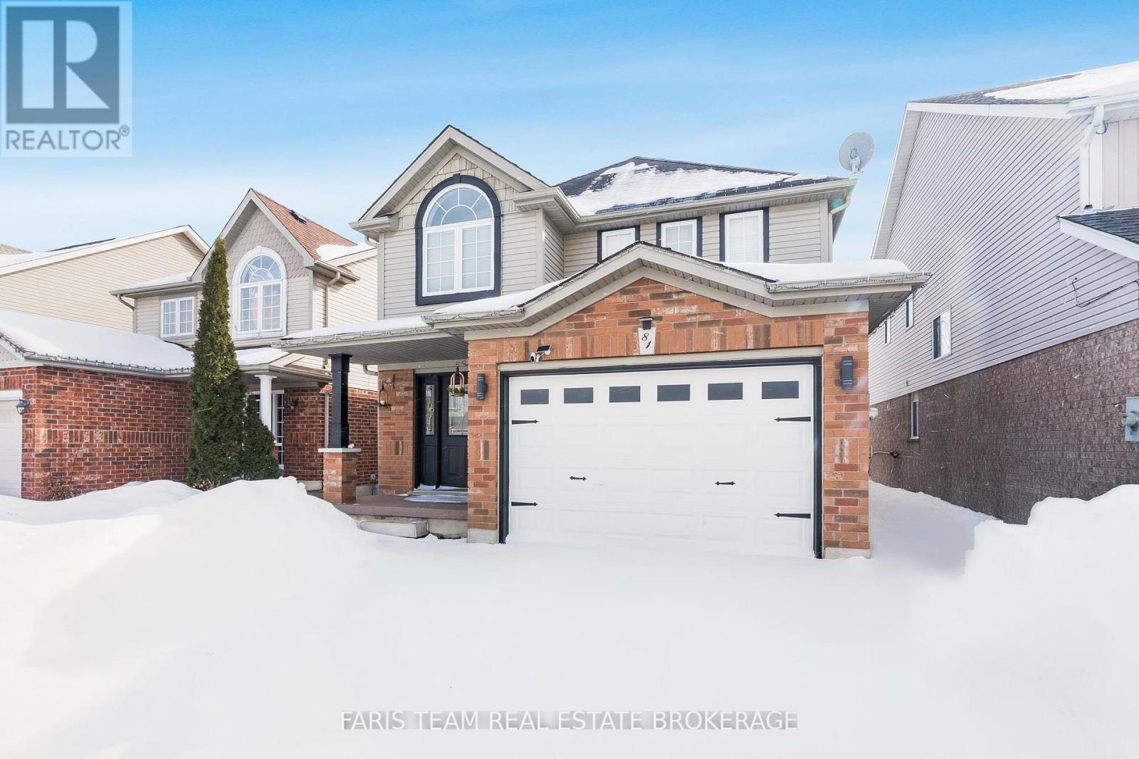 81 Wallace Street, New Tecumseth, ON - Outdoor With Facade