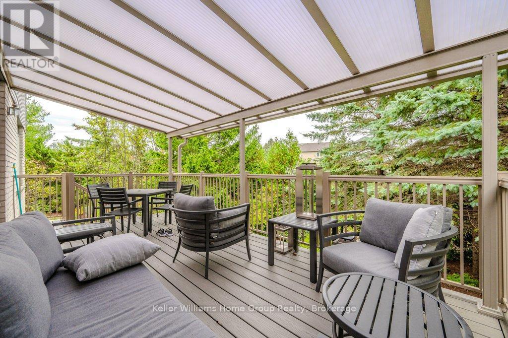 6 Cummings Court, Guelph (Pineridge/Westminster Woods), ON - Outdoor With Deck Patio Veranda With Exterior