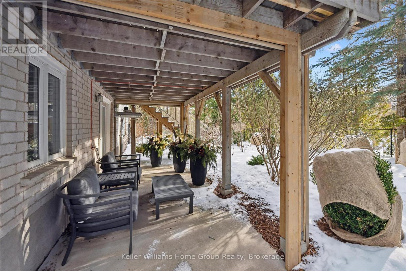 6 Cummings Court, Guelph (Pineridge/Westminster Woods), ON - Outdoor With Deck Patio Veranda