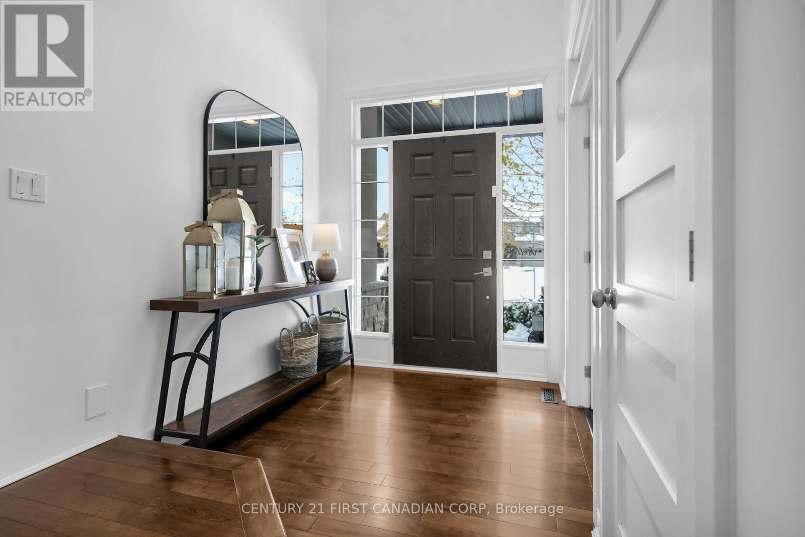 134 Staffordshire Court, London North (North L), ON - Indoor Photo Showing Other Room