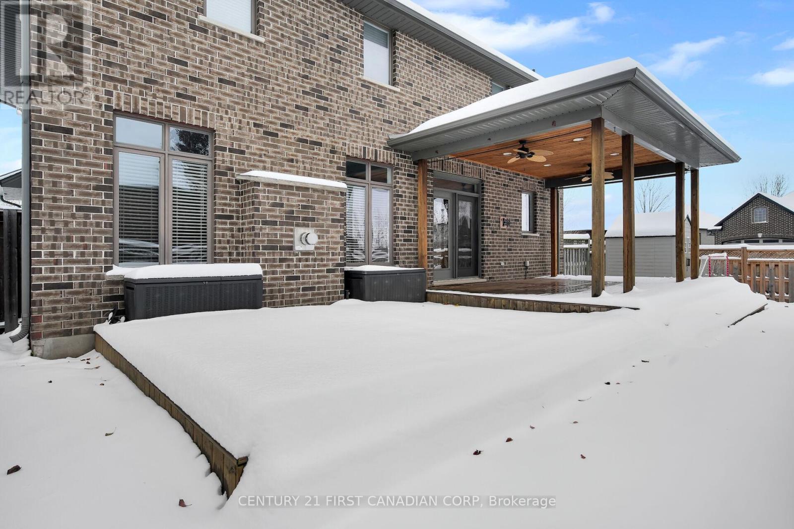 134 Staffordshire Court, London North (North L), ON - Outdoor