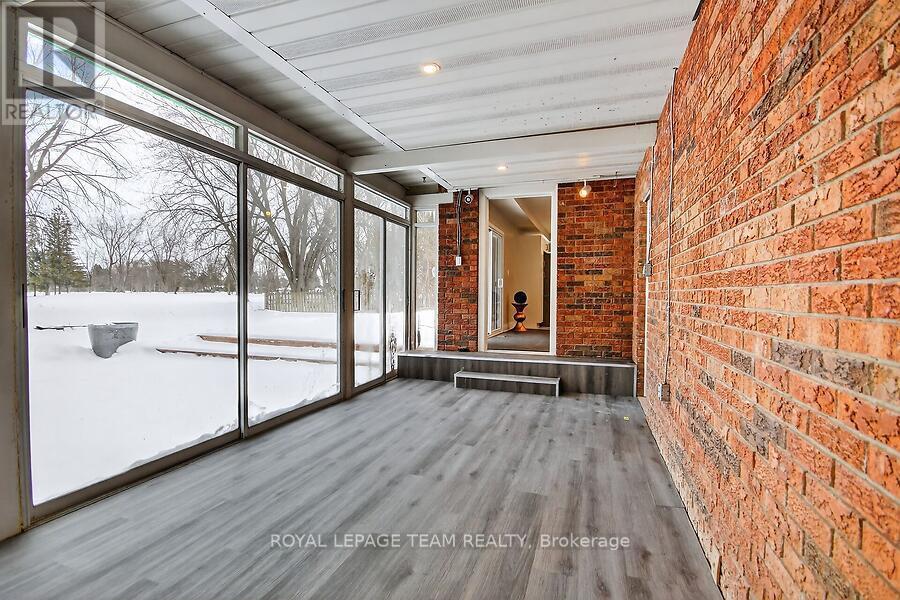 6636 Marina Drive, Ottawa, ON - Indoor Photo Showing Other Room
