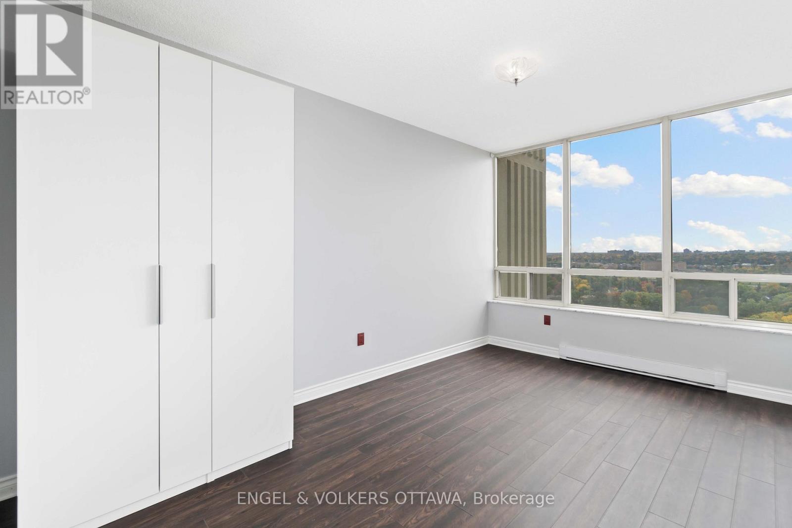 2306 - 1480 Riverside Drive, Ottawa, ON - Indoor Photo Showing Other Room