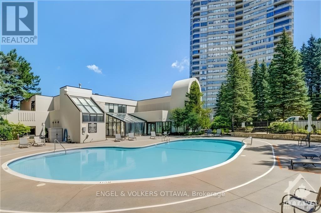 2306 - 1480 Riverside Drive, Ottawa, ON - Outdoor With In Ground Pool