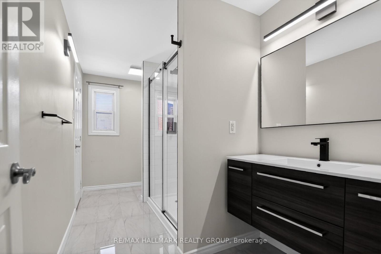 37 Priam Way, Ottawa, ON - Indoor Photo Showing Bathroom