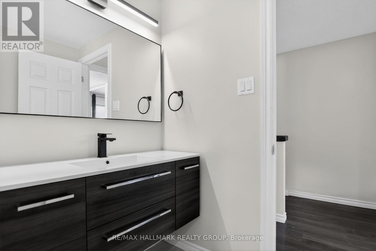 37 Priam Way, Ottawa, ON - Indoor