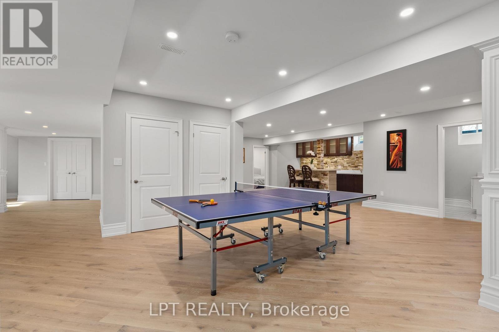 Finished Basement - 18 Wolford Court, Georgina, ON - Indoor Photo Showing Other Room