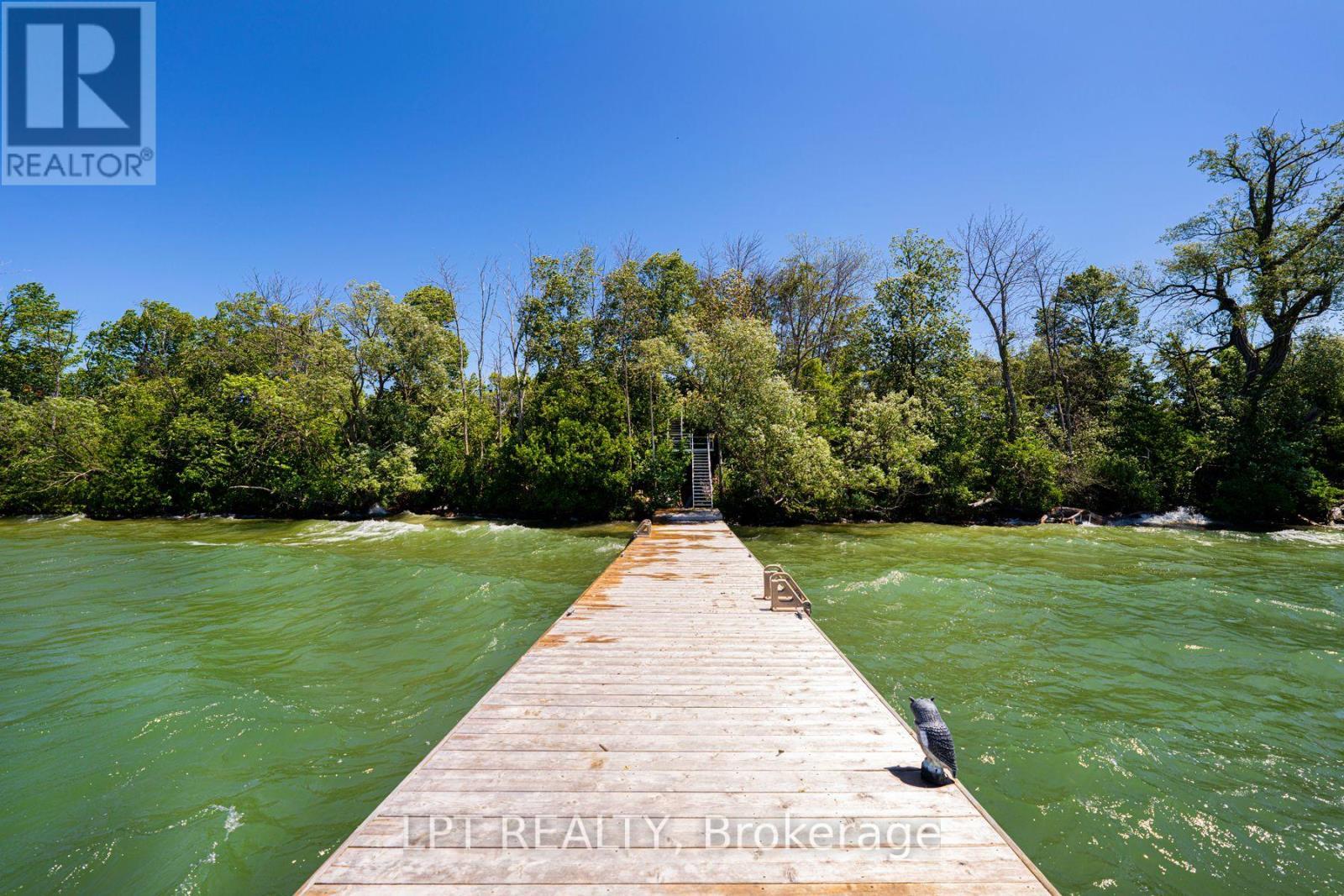 18 Wolford Court, Georgina, ON - Outdoor