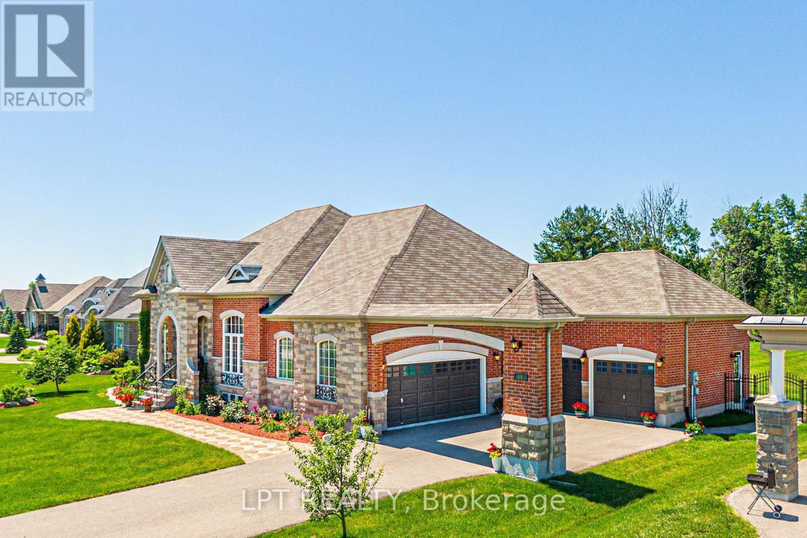 18 Wolford Court, Georgina, ON - Outdoor