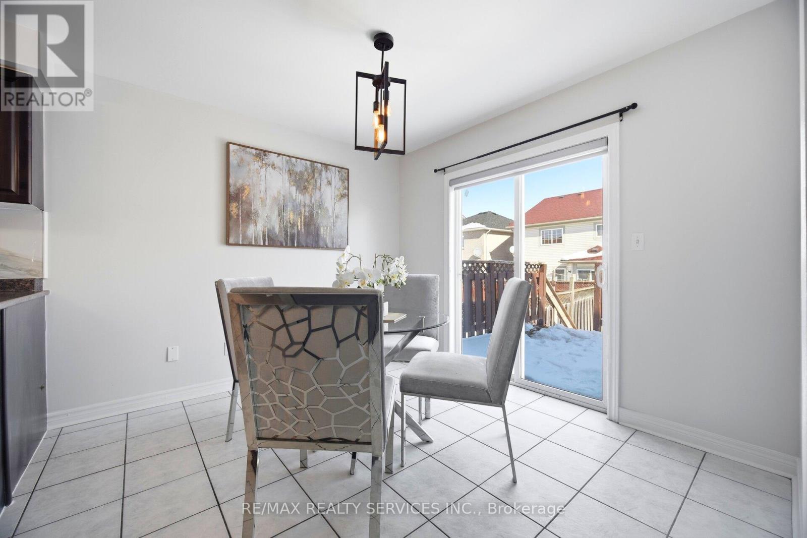 23 Wandering Trail Drive, Brampton, ON - Indoor Photo Showing Dining Room