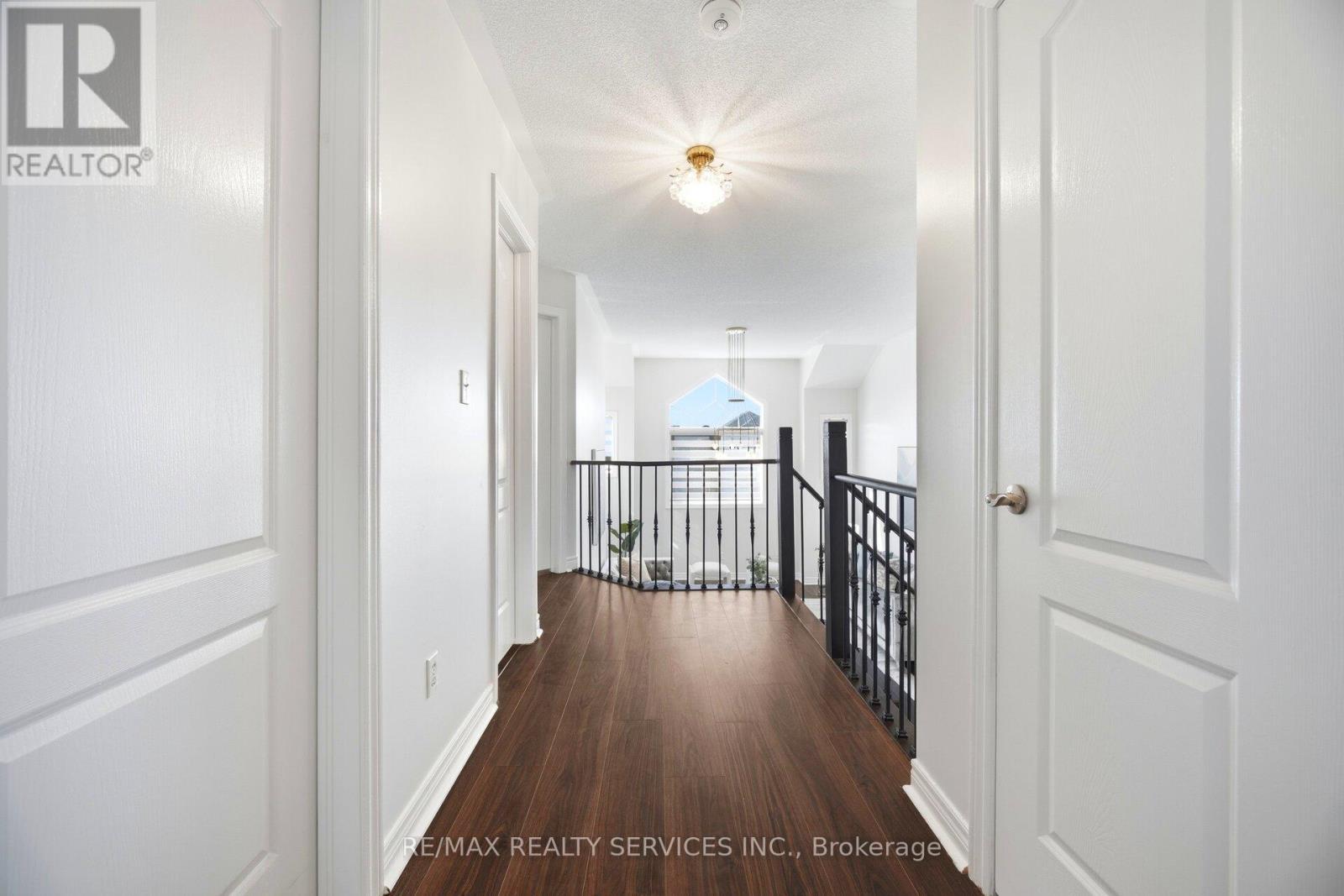 23 Wandering Trail Drive, Brampton, ON - Indoor Photo Showing Other Room