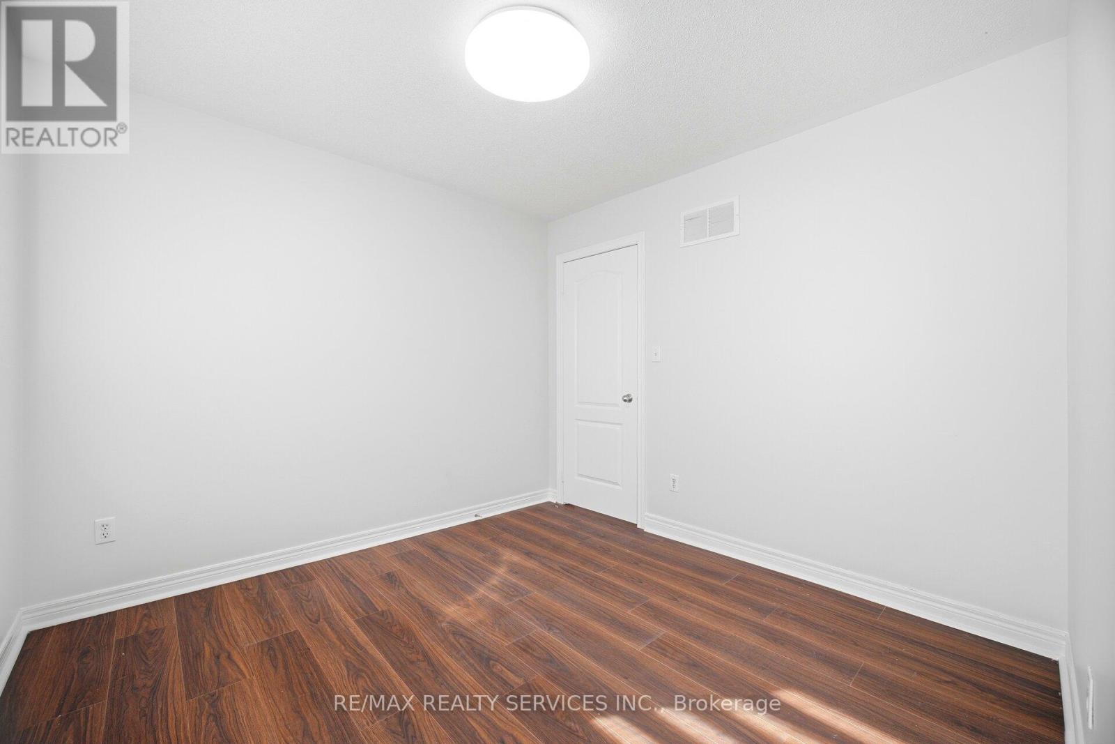 23 Wandering Trail Drive, Brampton, ON - Indoor Photo Showing Other Room