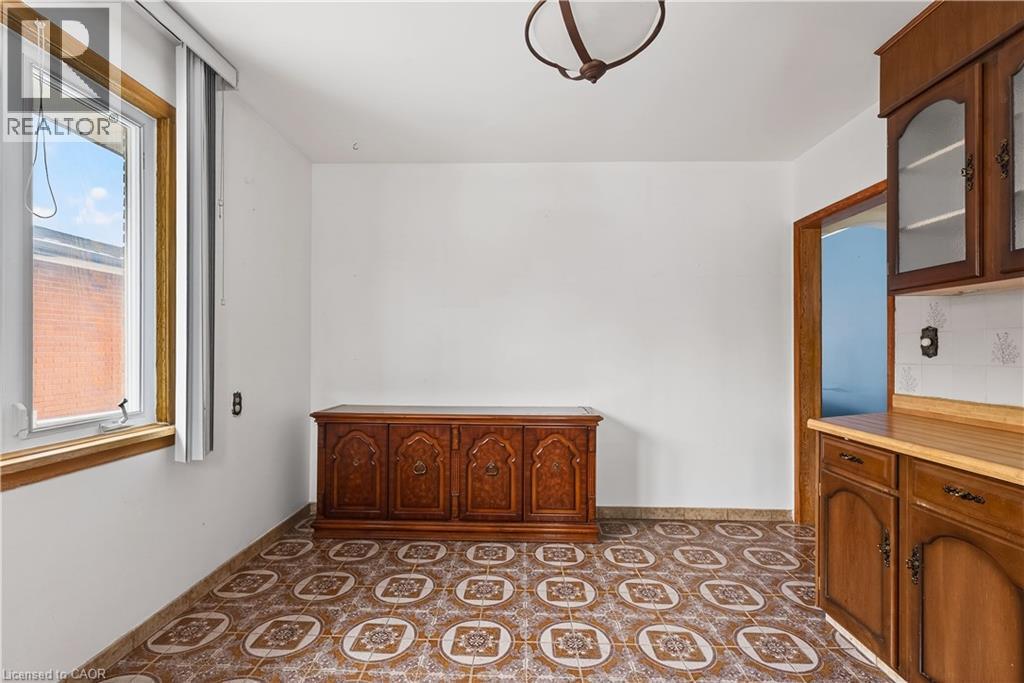 5760 Church'S Lane, Niagara Falls, ON - Indoor Photo Showing Other Room