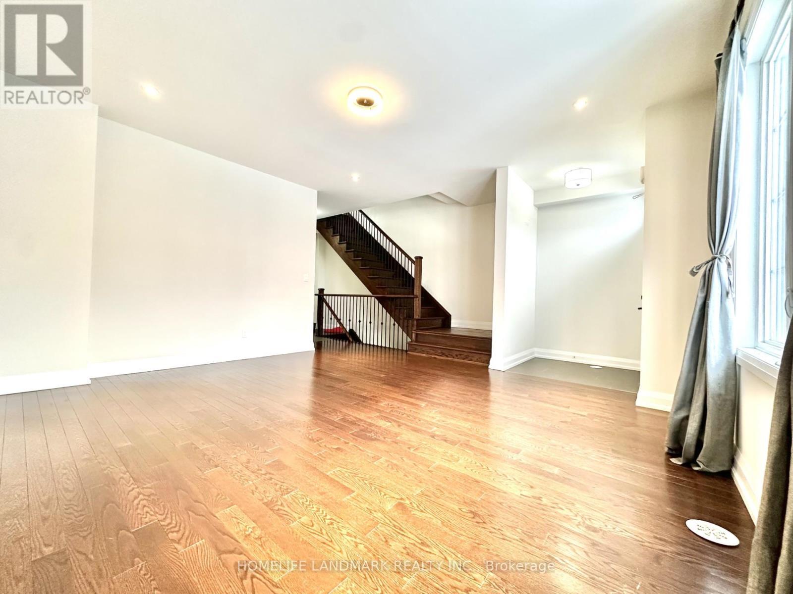 87 Village Parkway, Markham, ON - Indoor Photo Showing Other Room