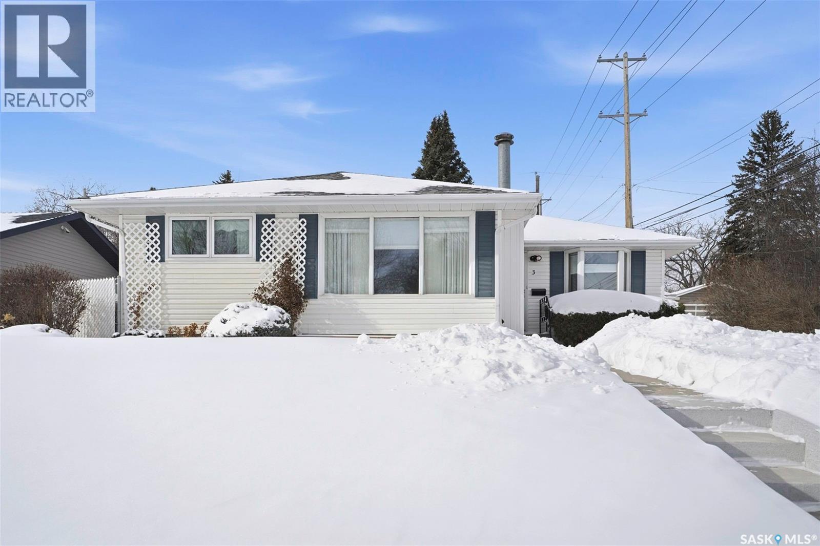 3 Valens Drive, Saskatoon, SK - Outdoor