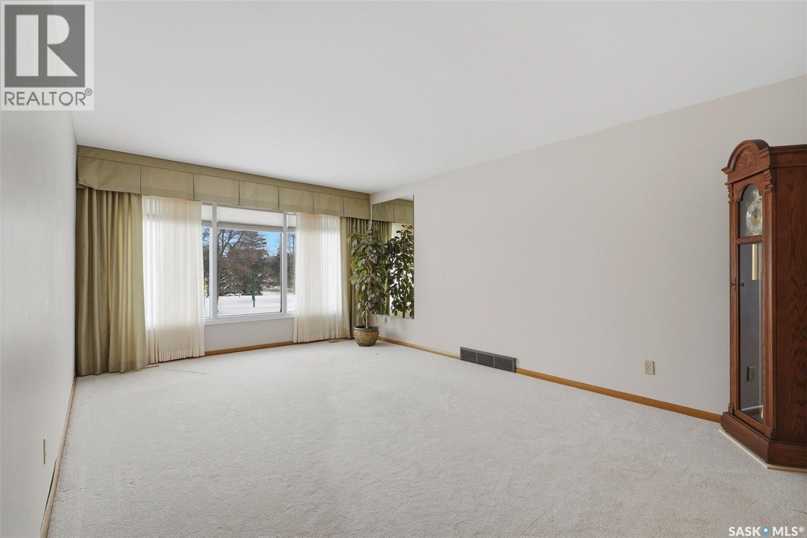 3 Valens Drive, Saskatoon, SK - Indoor Photo Showing Other Room