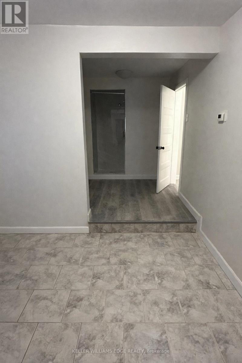 940 Barton Street E, Hamilton, ON