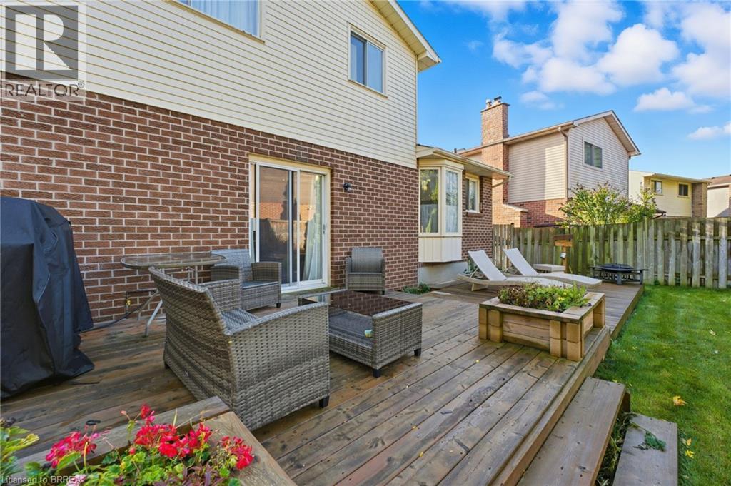 23 Vance Crescent, Waterdown, ON - Outdoor With Deck Patio Veranda With Exterior