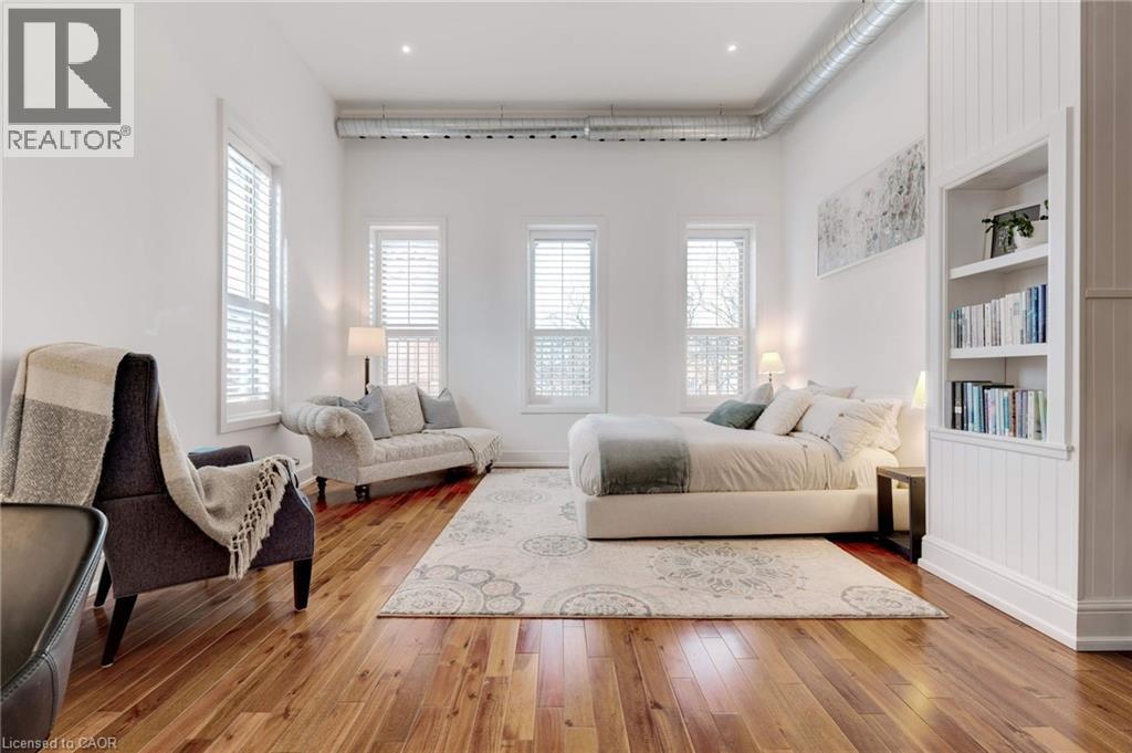 205 King Street E, Hamilton, ON