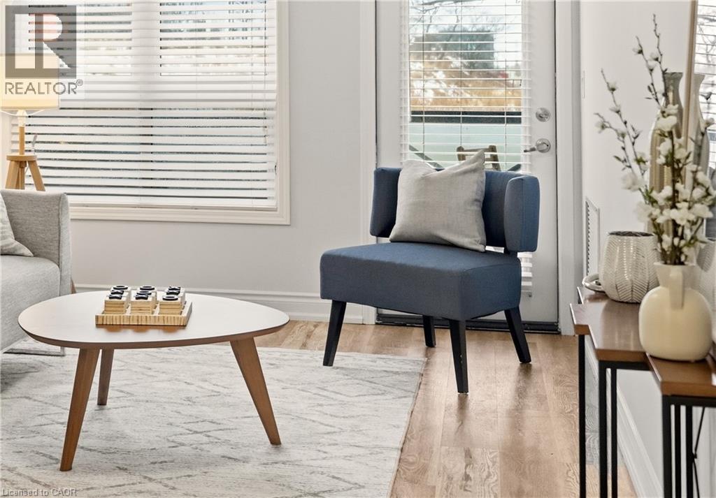 1045 Nadalin Heights Unit# 108, Milton, ON - Indoor