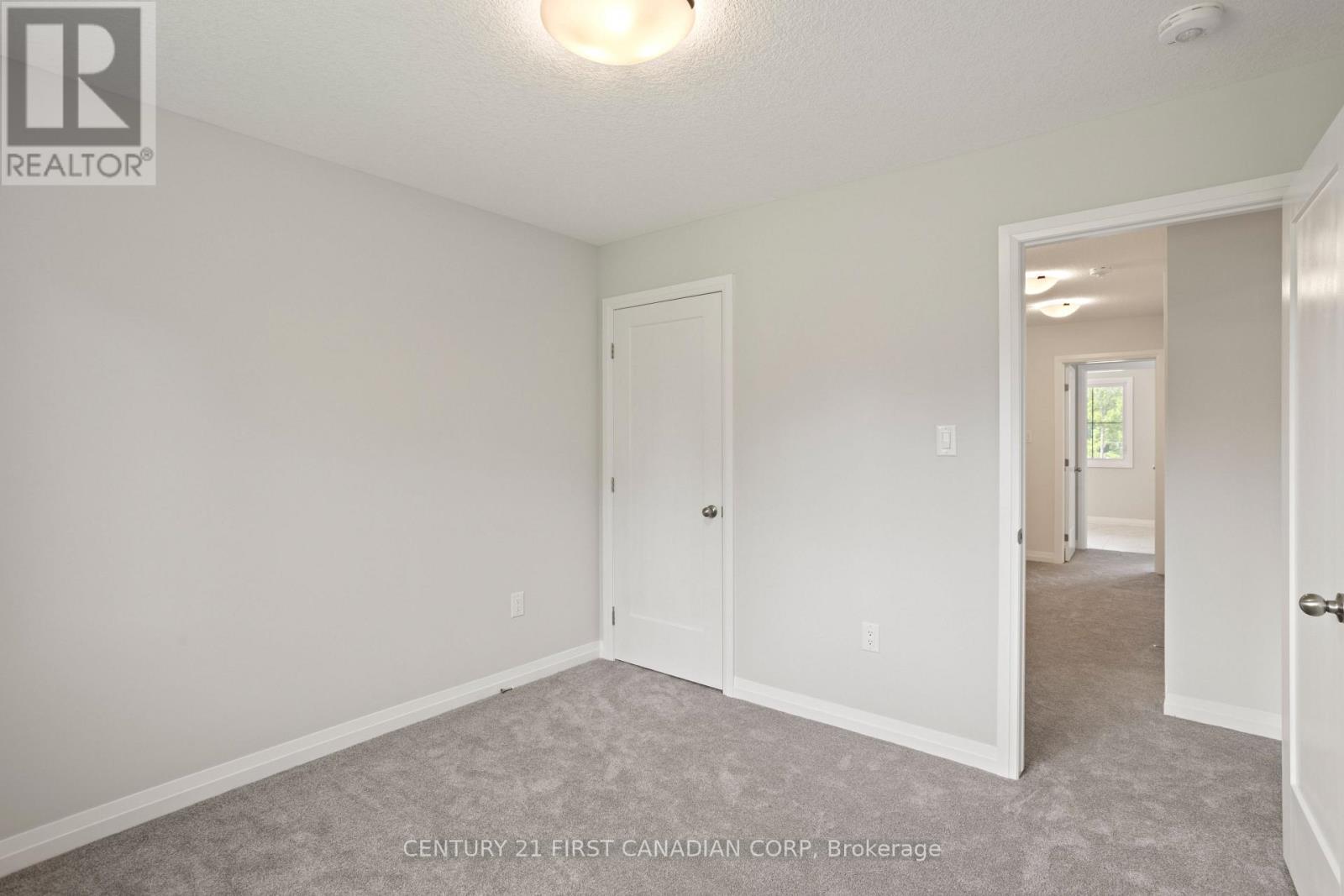 6901 Heathwoods Avenue, London South (South V), ON - Indoor Photo Showing Other Room