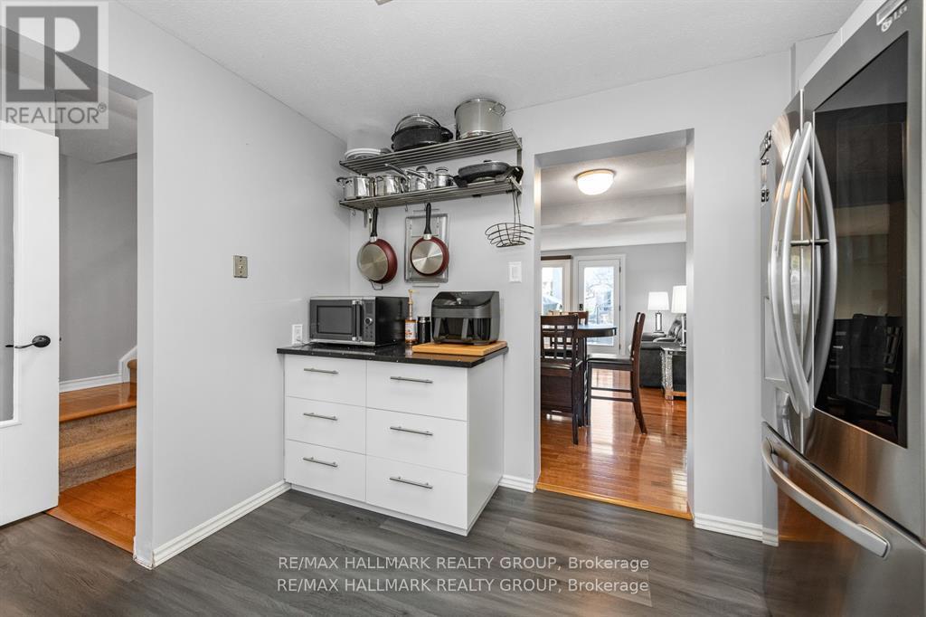 51 - 1803 Lamoureux Drive, Ottawa, ON - Indoor Photo Showing Other Room