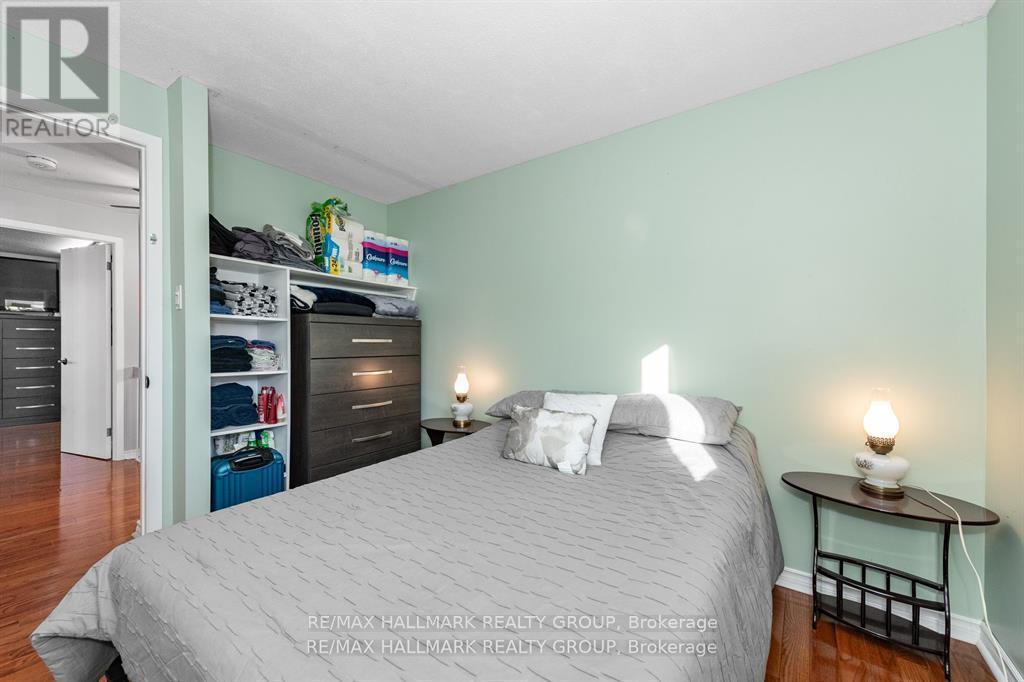 51 - 1803 Lamoureux Drive, Ottawa, ON - Indoor Photo Showing Bedroom
