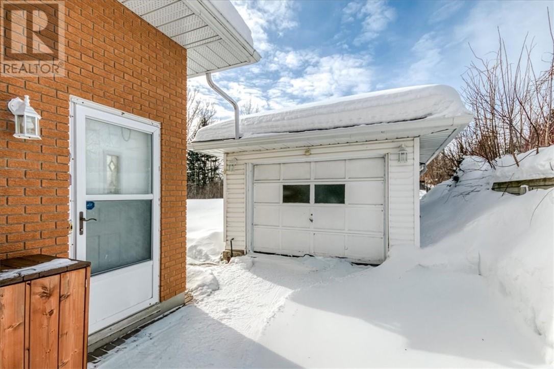 147 Cranbrook Crescent, Sudbury, ON - Outdoor With Exterior