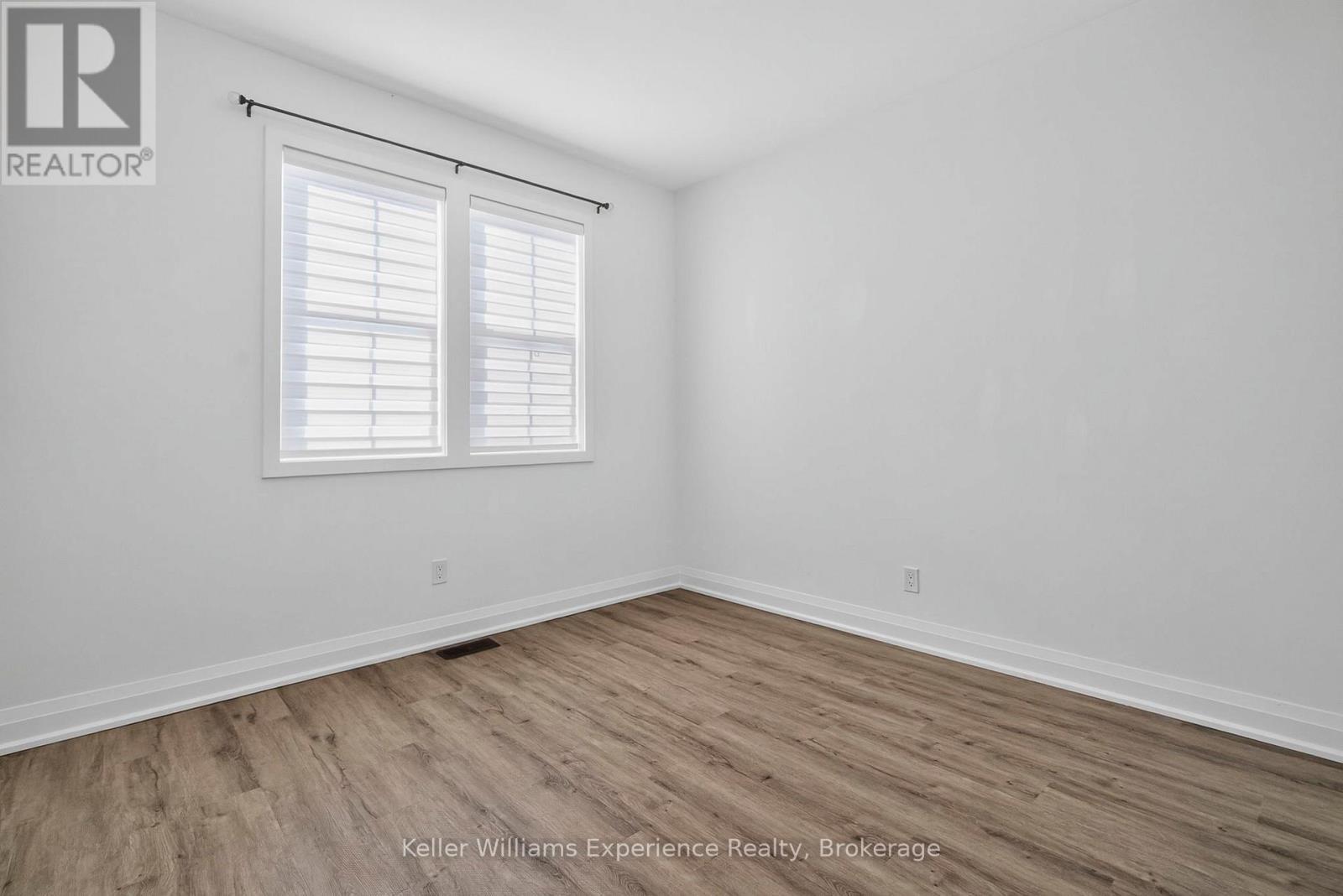 10 Danielle Crescent, Midland, ON - Indoor Photo Showing Other Room