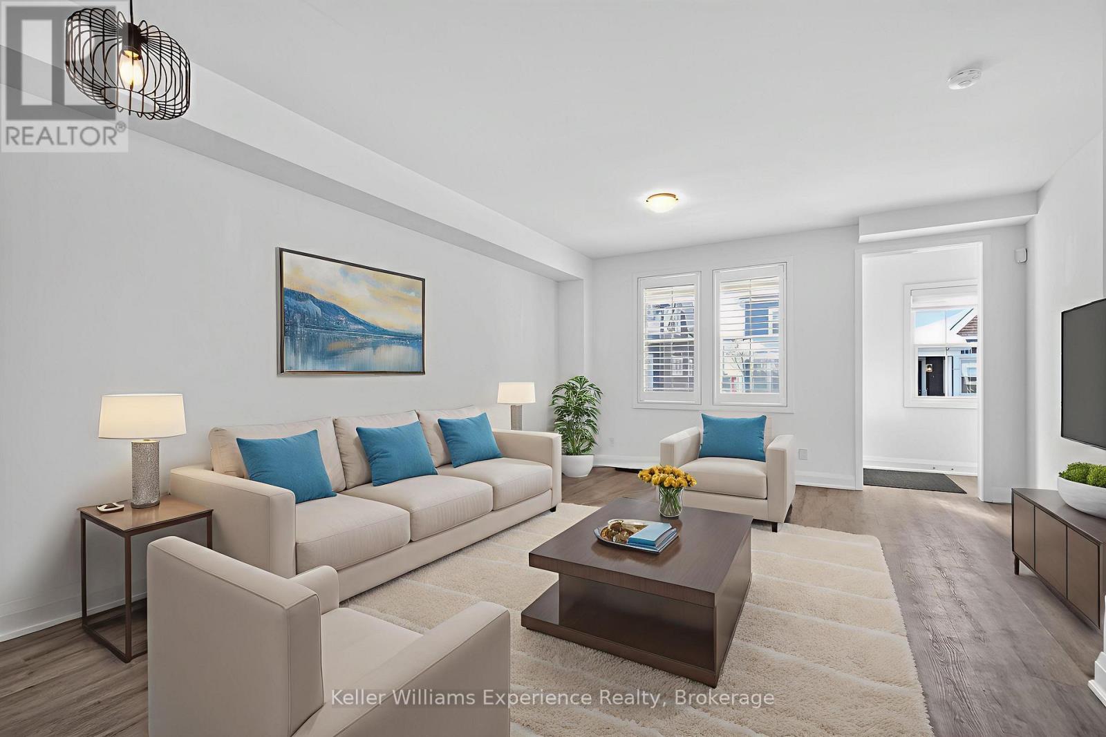 10 Danielle Crescent, Midland, ON - Indoor Photo Showing Living Room