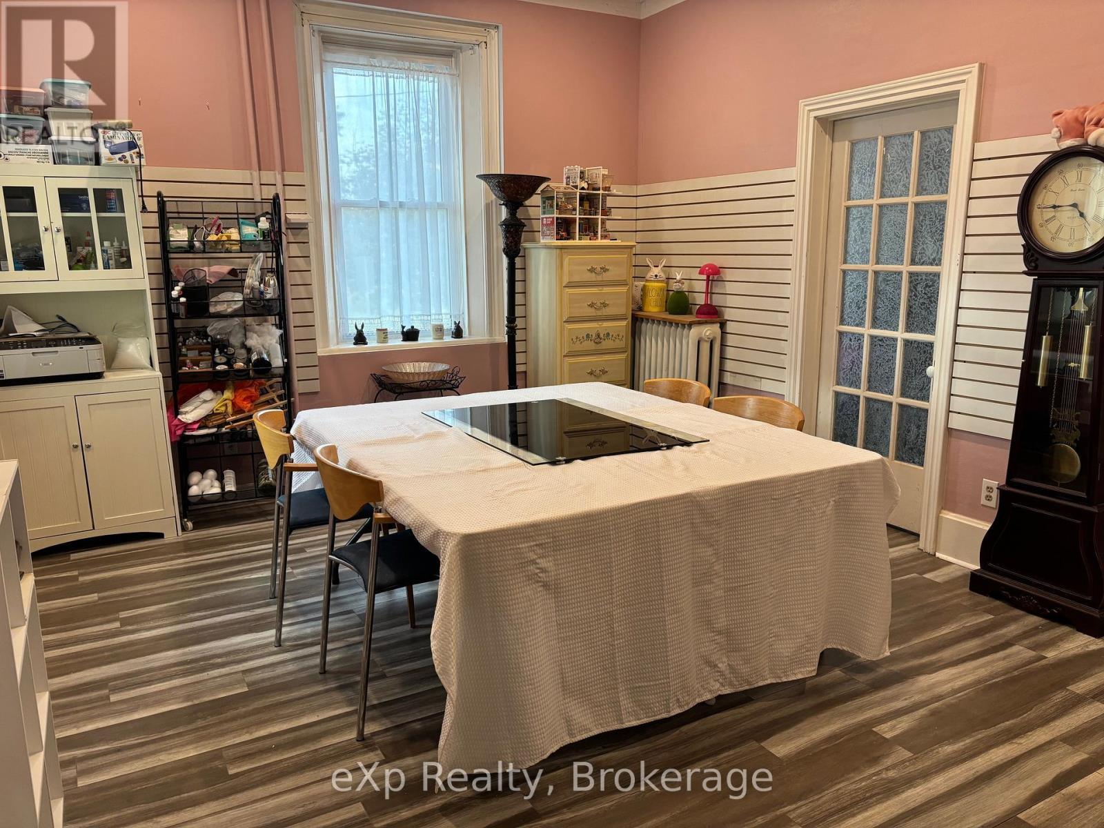 16 Peter Street S, South Bruce, ON - Indoor