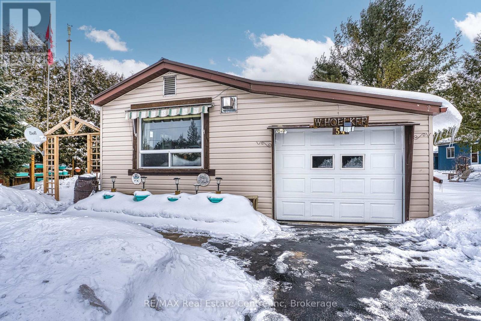 54 First Avenue, Wellington North, ON - Outdoor