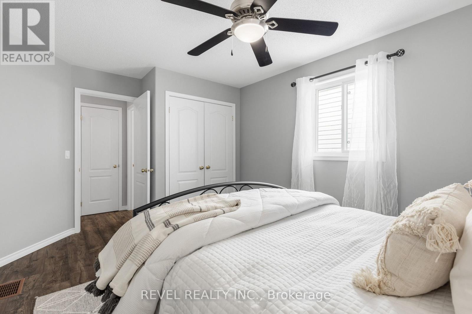 617 Clancy Crescent, Peterborough (Otonabee Ward 1), ON - Indoor Photo Showing Bedroom