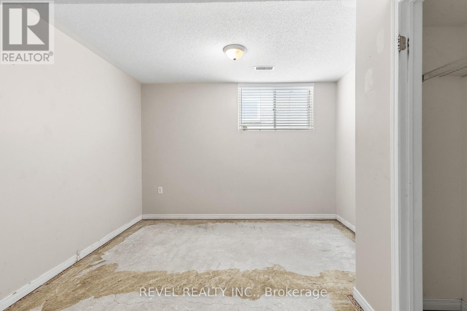 617 Clancy Crescent, Peterborough (Otonabee Ward 1), ON - Indoor Photo Showing Other Room