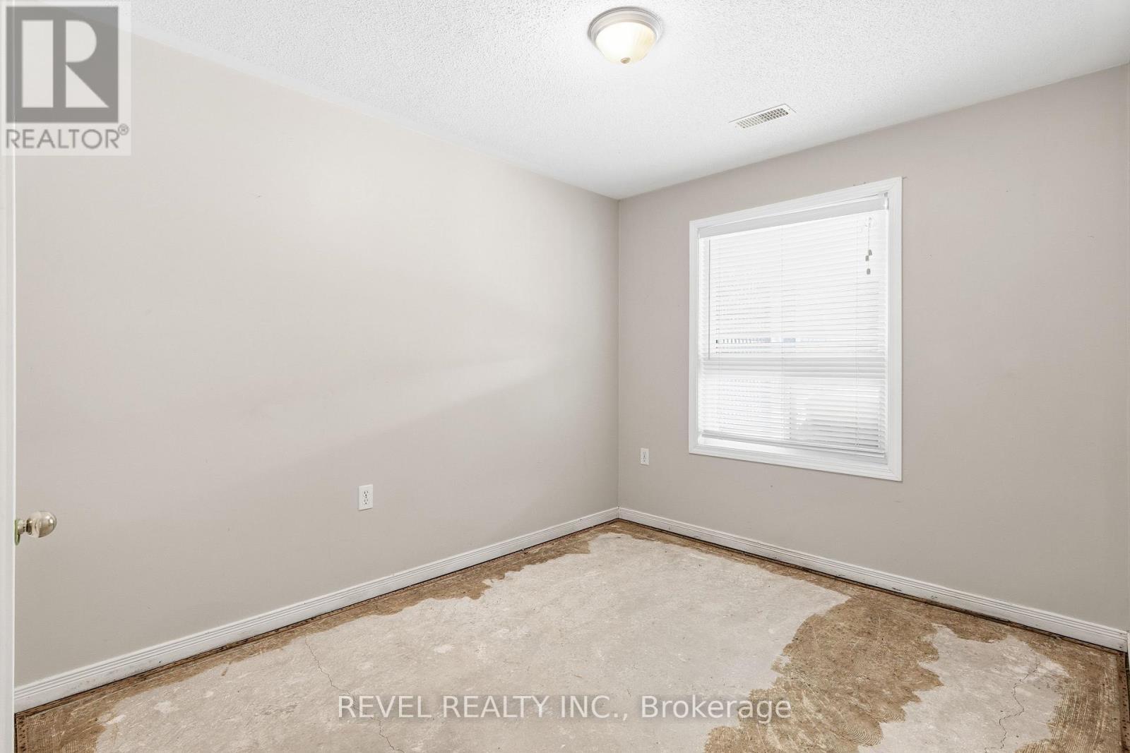 617 Clancy Crescent, Peterborough (Otonabee Ward 1), ON - Indoor Photo Showing Other Room