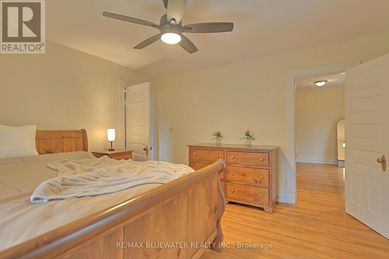 181 Parkhill Main Street, North Middlesex (Parkhill), ON - Indoor Photo Showing Bedroom