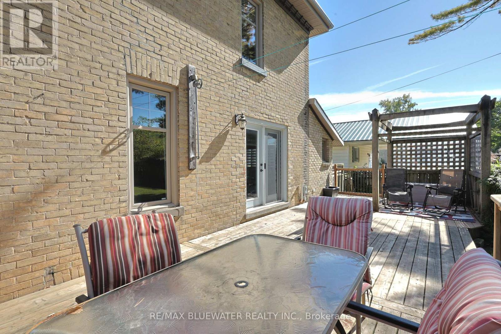 181 Parkhill Main Street, North Middlesex (Parkhill), ON - Outdoor With Deck Patio Veranda With Exterior