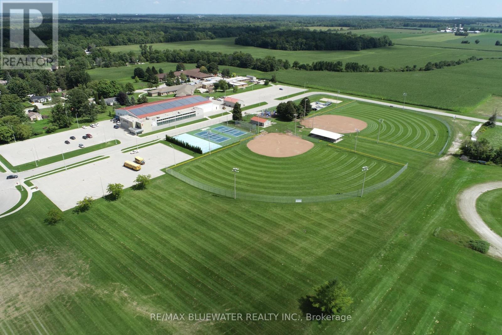 181 Parkhill Main Street, North Middlesex (Parkhill), ON - Outdoor With View