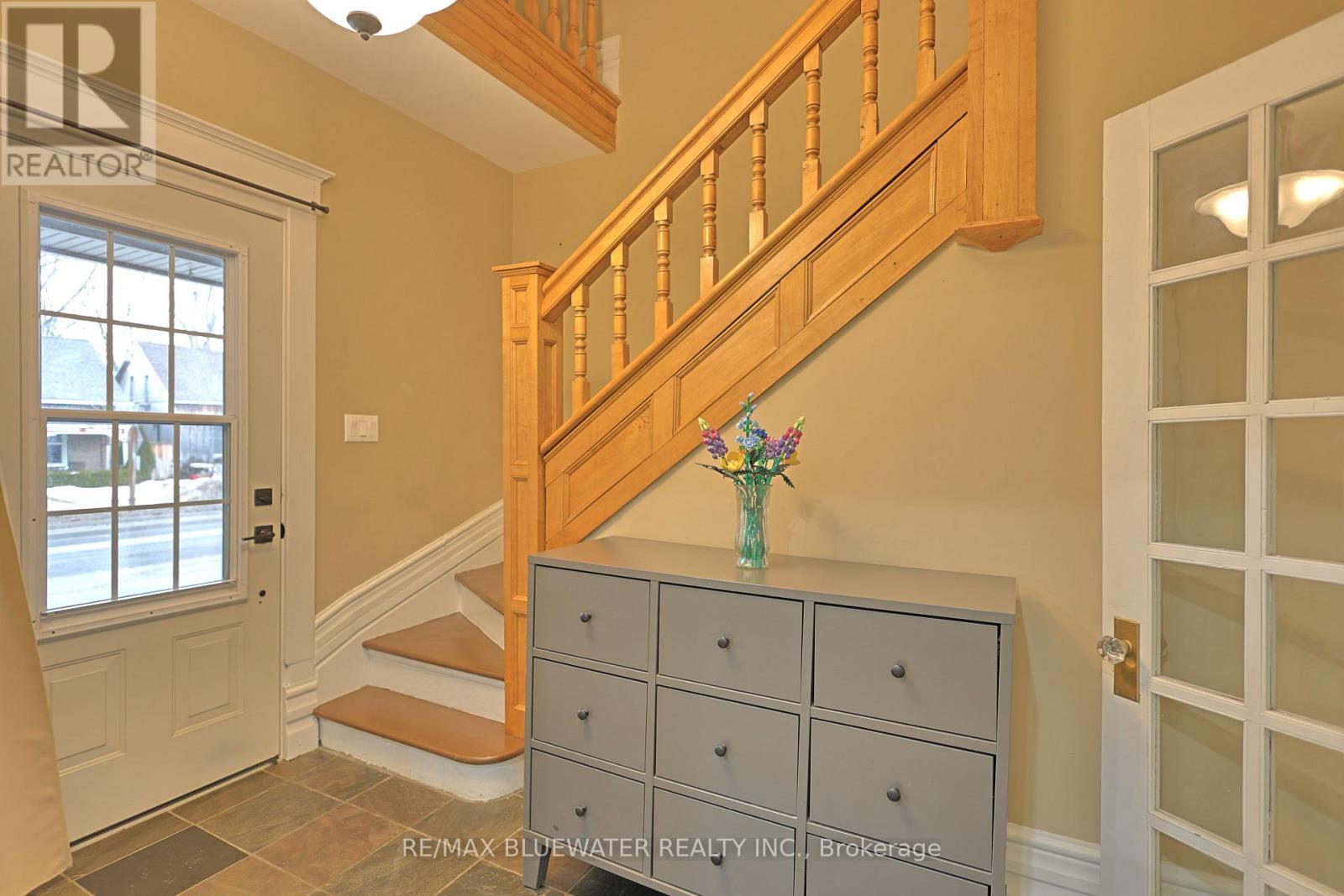 181 Parkhill Main Street, North Middlesex (Parkhill), ON - Indoor Photo Showing Other Room