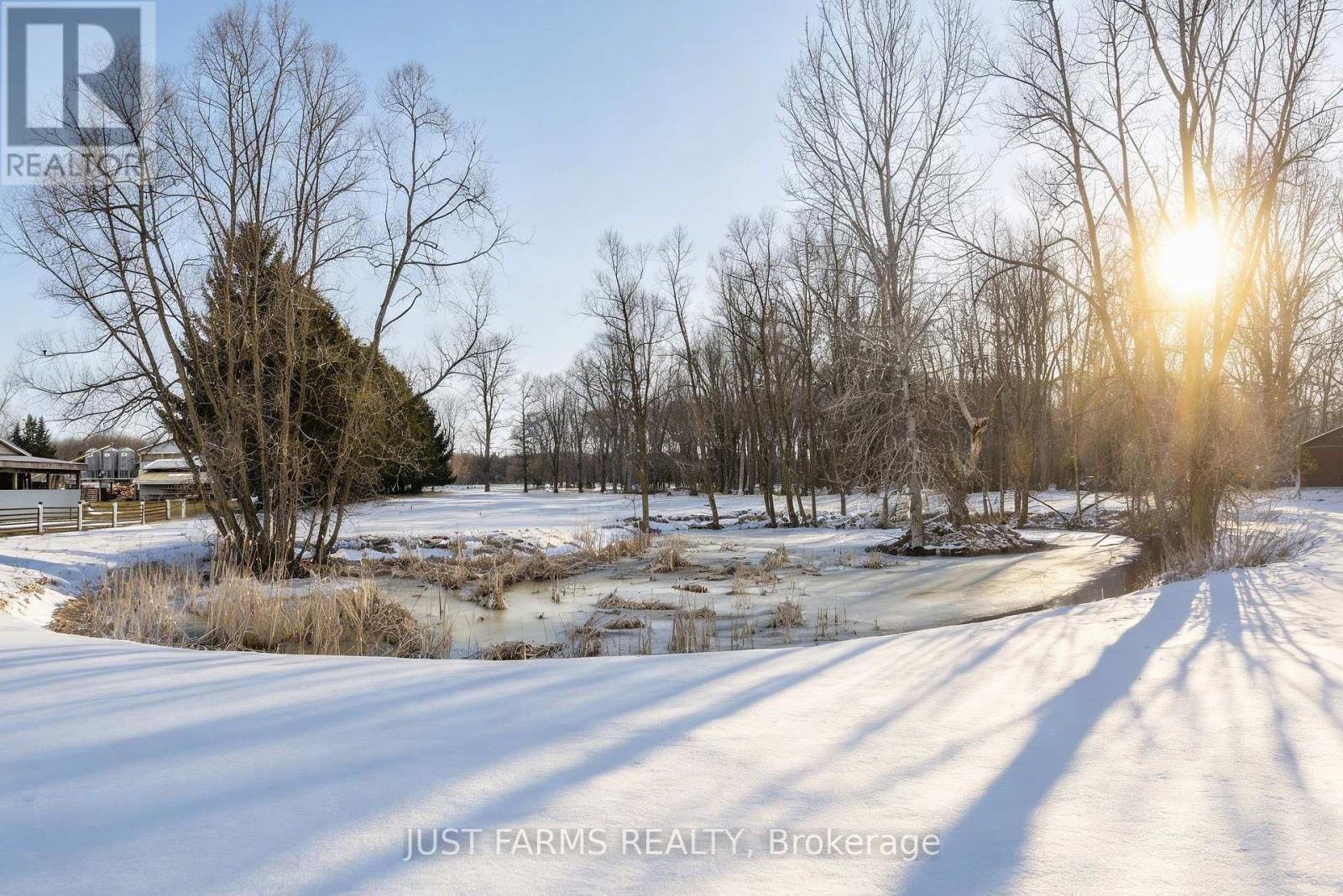 612 Trillium Drive, Southwest Middlesex, ON - Outdoor With View