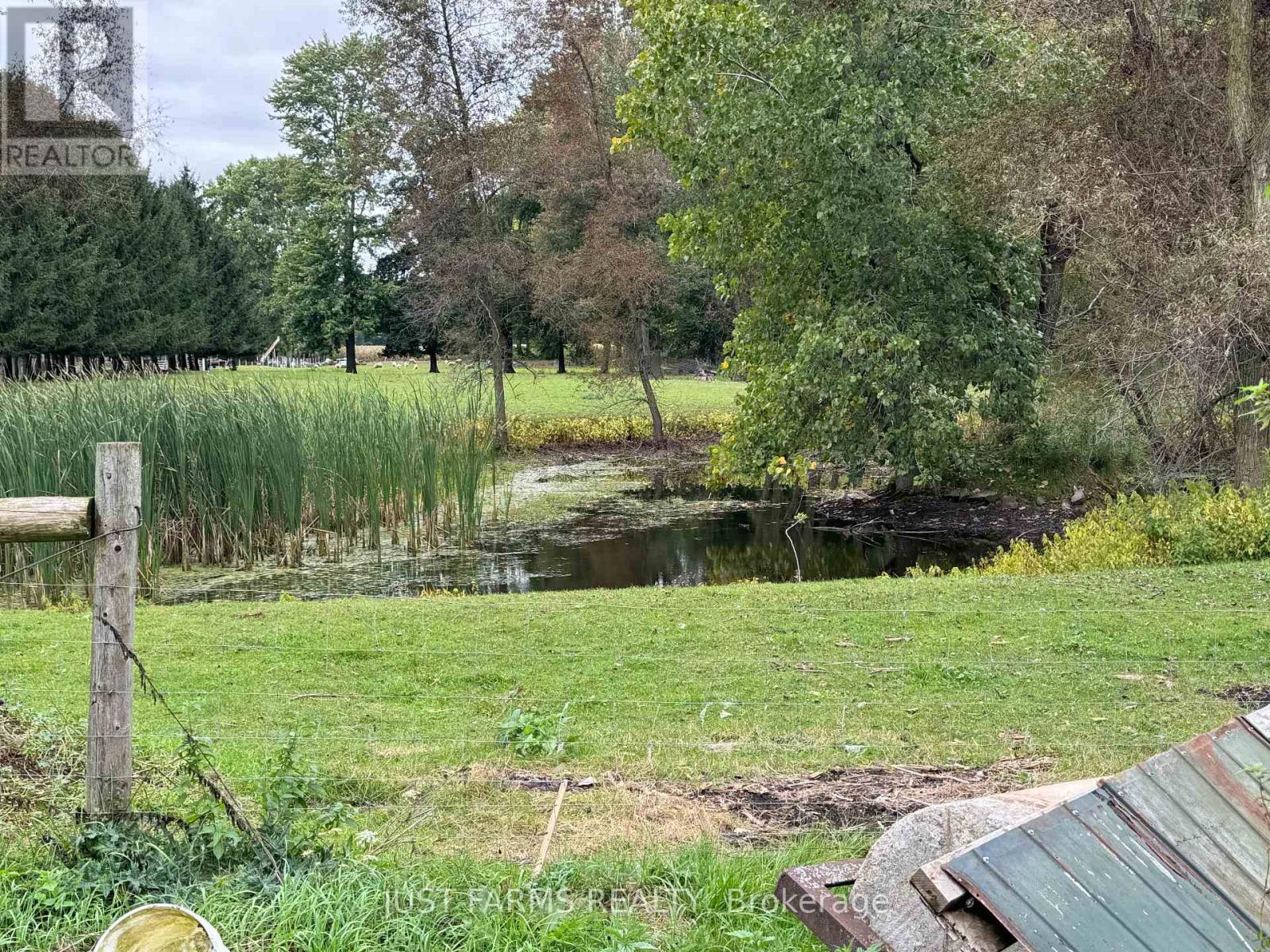 612 Trillium Drive, Southwest Middlesex, ON - Outdoor