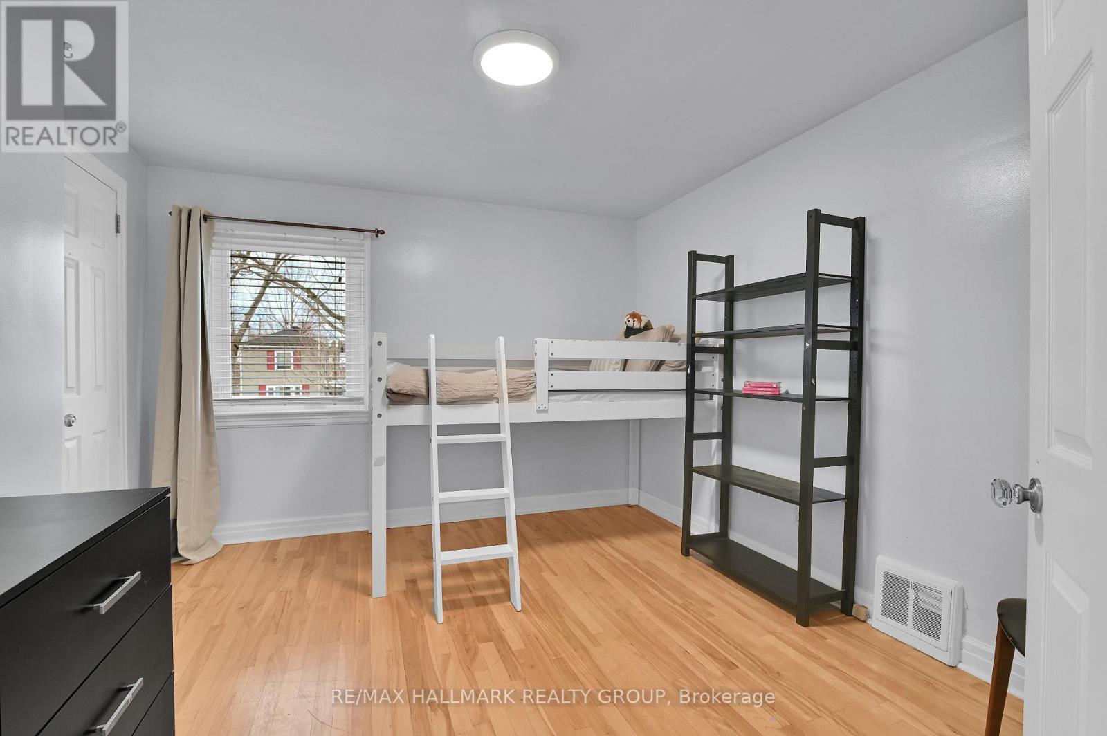 Bedroom 2 - 6A - 6B Centennial Boulevard, Ottawa, ON - Indoor Photo Showing Other Room