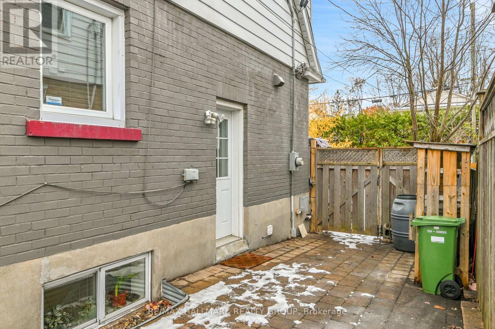 Driveway - 6A - 6B Centennial Boulevard, Ottawa, ON - Outdoor With Exterior